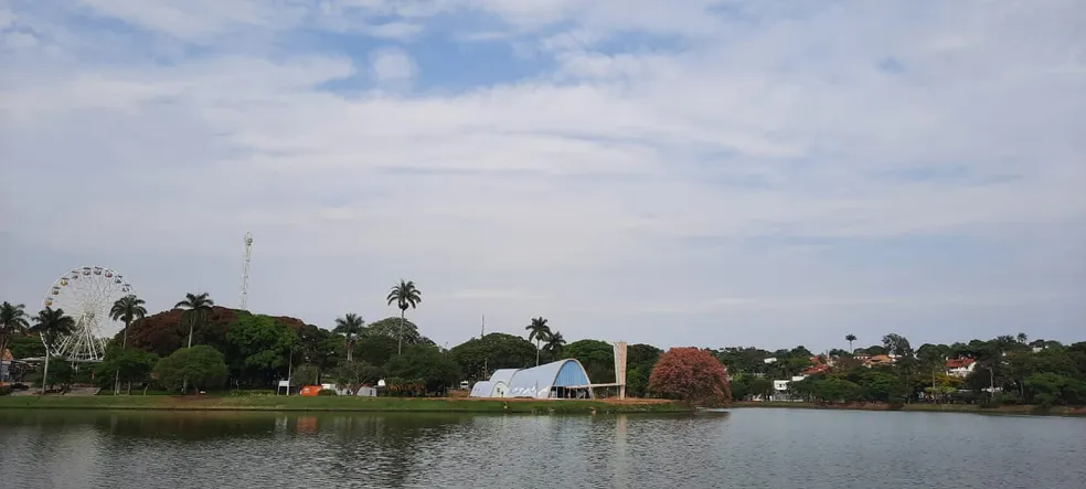 Iepha exige que Prefeitura retome serviço de desassoreamento da Lagoa da Pampulha, em BH!