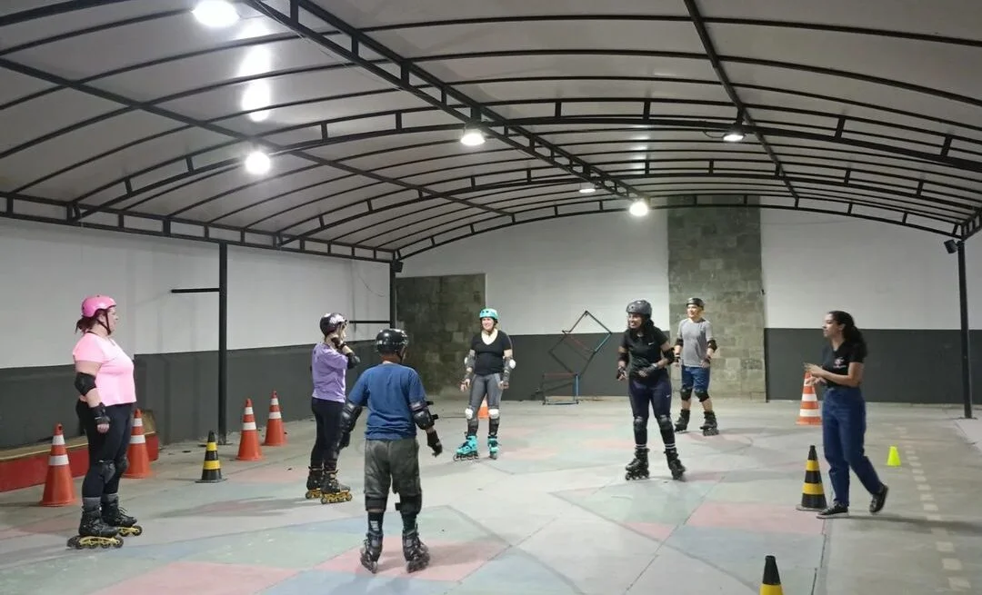 Descubra a Liberdade sobre Rodas: Por Que Você Deveria Aprender a Andar de Patins. Pode ser uma experiência extremamente gratificante.