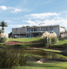 Lançamento de livro é destaque na programação dDos museus da Pampulha